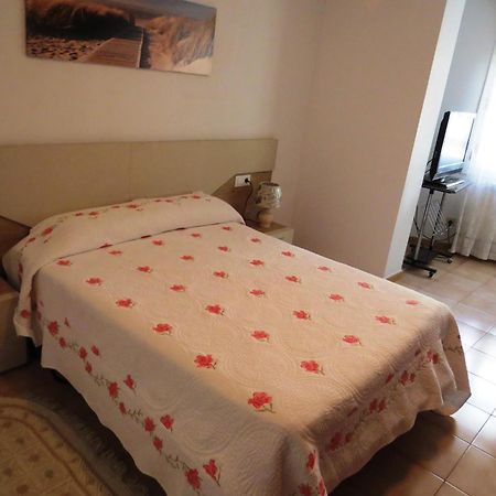 Tarragona Apartment Росес Екстериор снимка